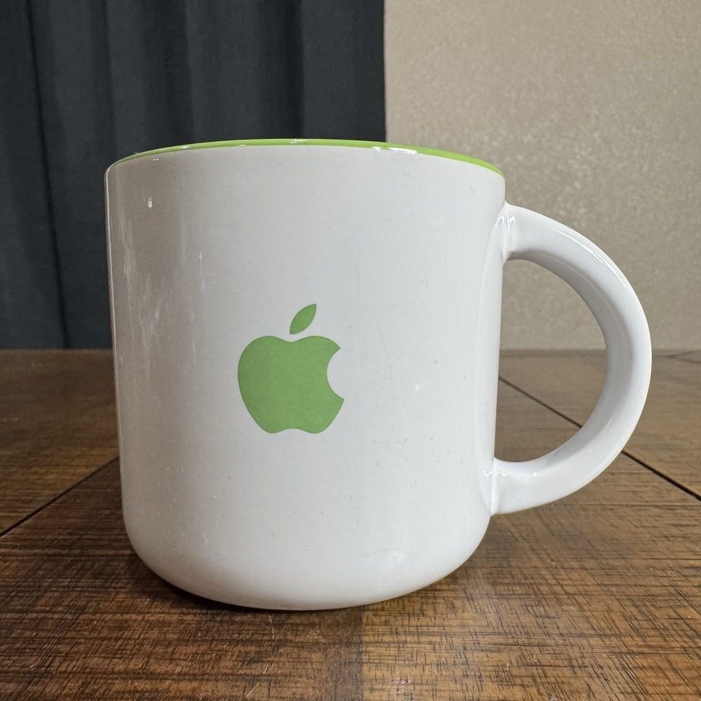 RARE! Apple Computer Mac Logo Matte White Outside Green Inside Coffee Tea Mug